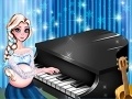 Jeu Pregnant Elsa Piano Performance