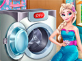 Game Elsa Wash Clothes